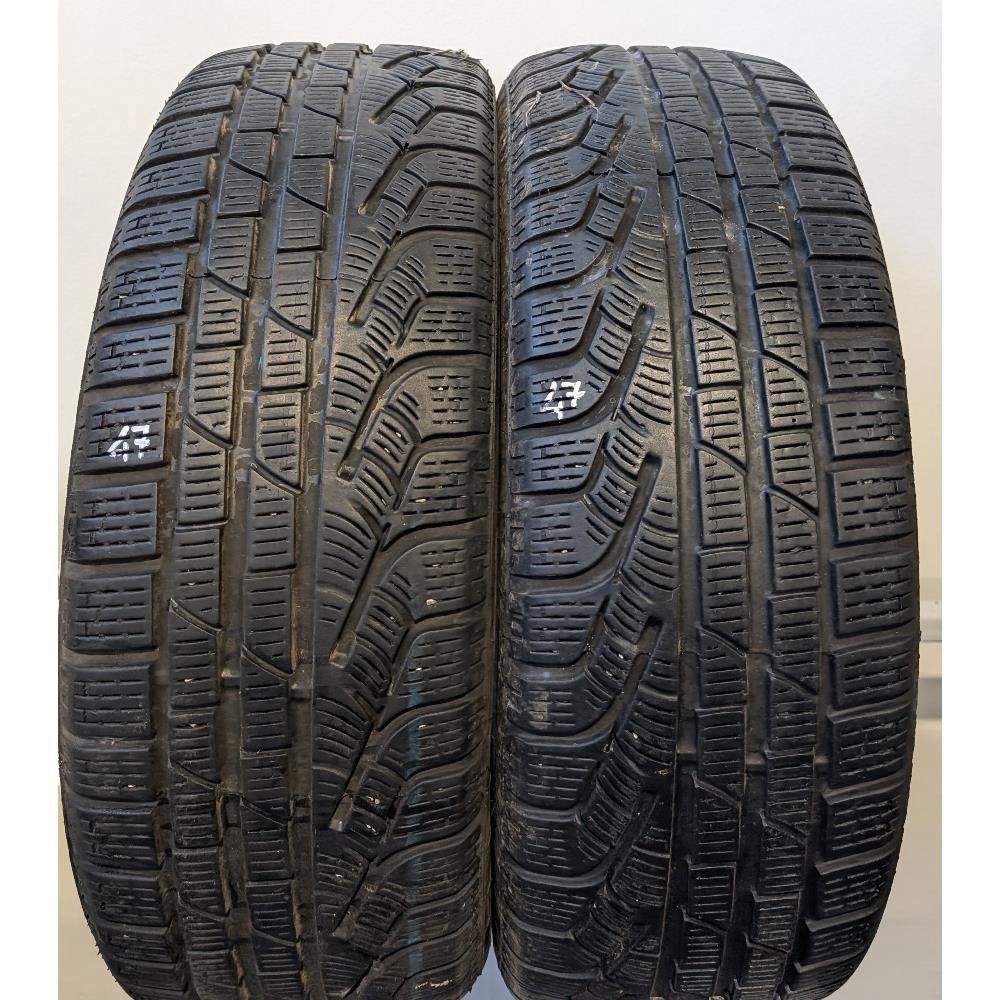Pneumatico 205 55 17 95H XL M+S PIRELLI SOTTOZERO WINTER 210 SERIE 2 usato