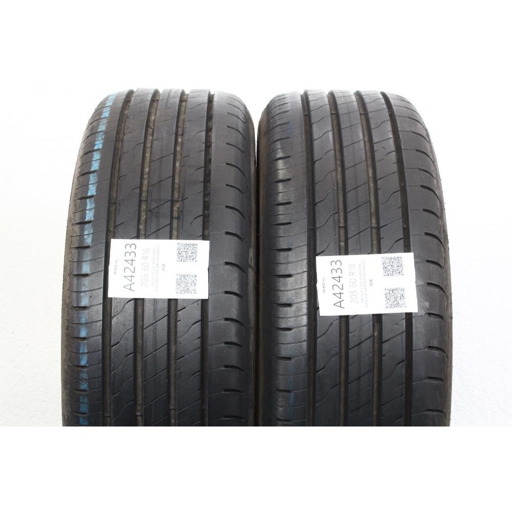 205 60 R16 92V GOODYEAR EFFICIENT GRIP PERFORMANCE 2