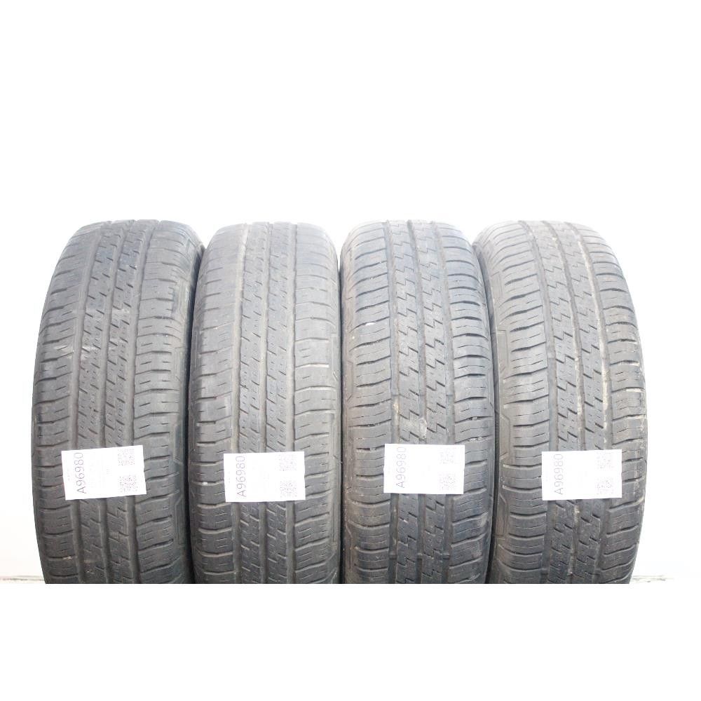 Pneumatico 205 70 R15 96T M+S CONTINENTAL 4X4 CONTACT usato
