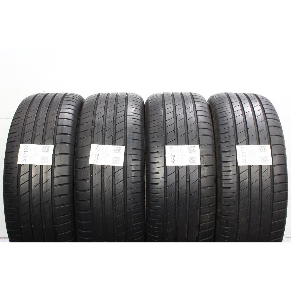 Pneumatico 215 55 R17 94V GOODYEAR EFFICIENT GRIP PERFORMANCE usato