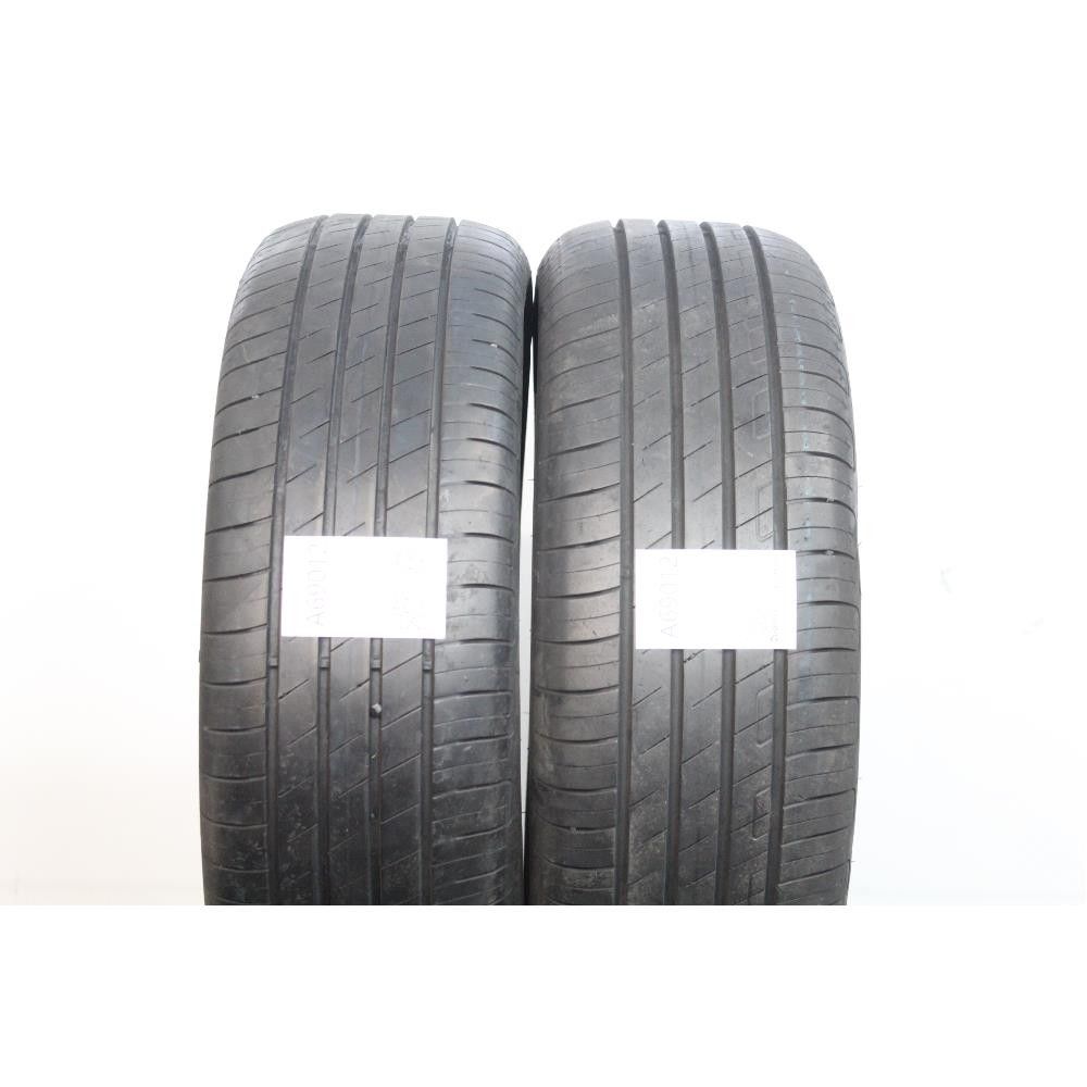Pneumatico 215 55 R17 98W XL GOODYEAR EFFICIENT GRIP PERFORMANCE 215/55 R75 98W usato