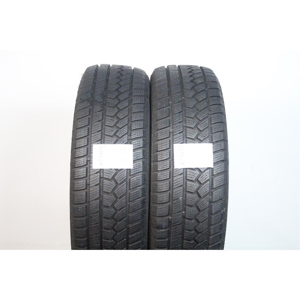 Pneumatico 215 60 R17 96H M+S OVATION W586 usato