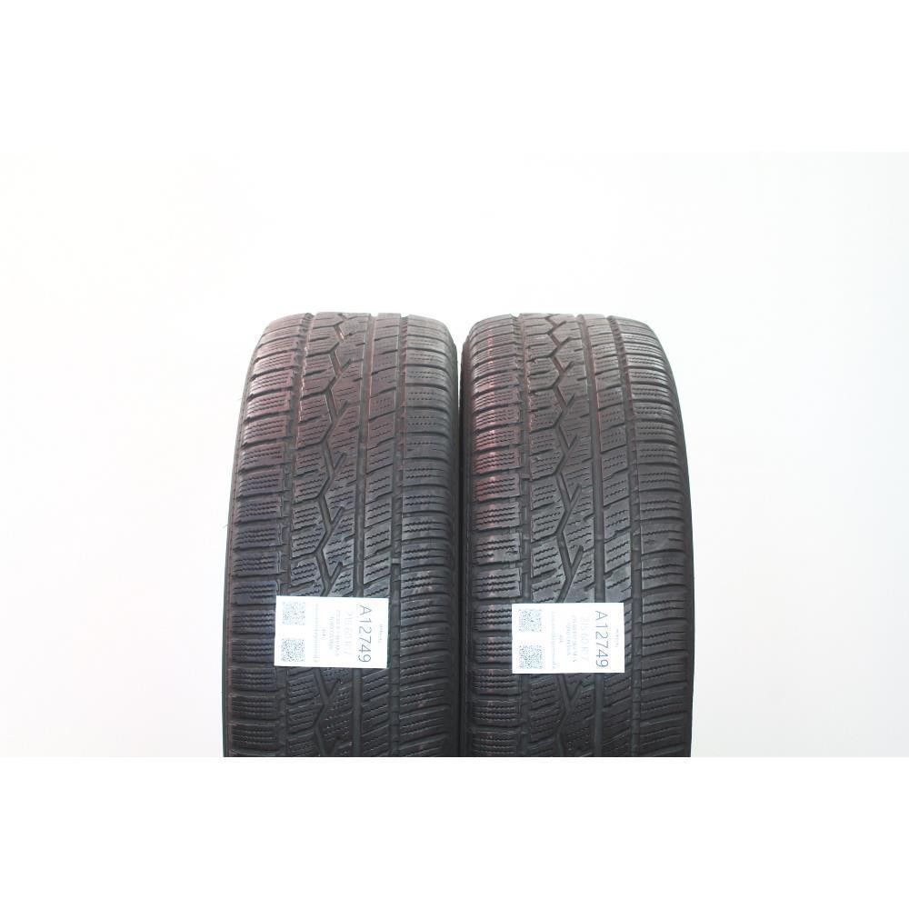 Pneumatico 215 60 R17 96V M+S TOYO CELSIUS usato