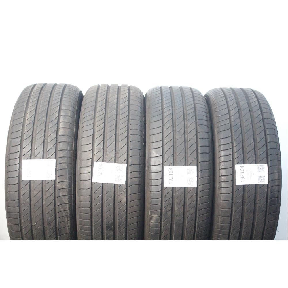 Pneumatico 215 60 R17 96V MICHELIN PRIMACY 4 usato