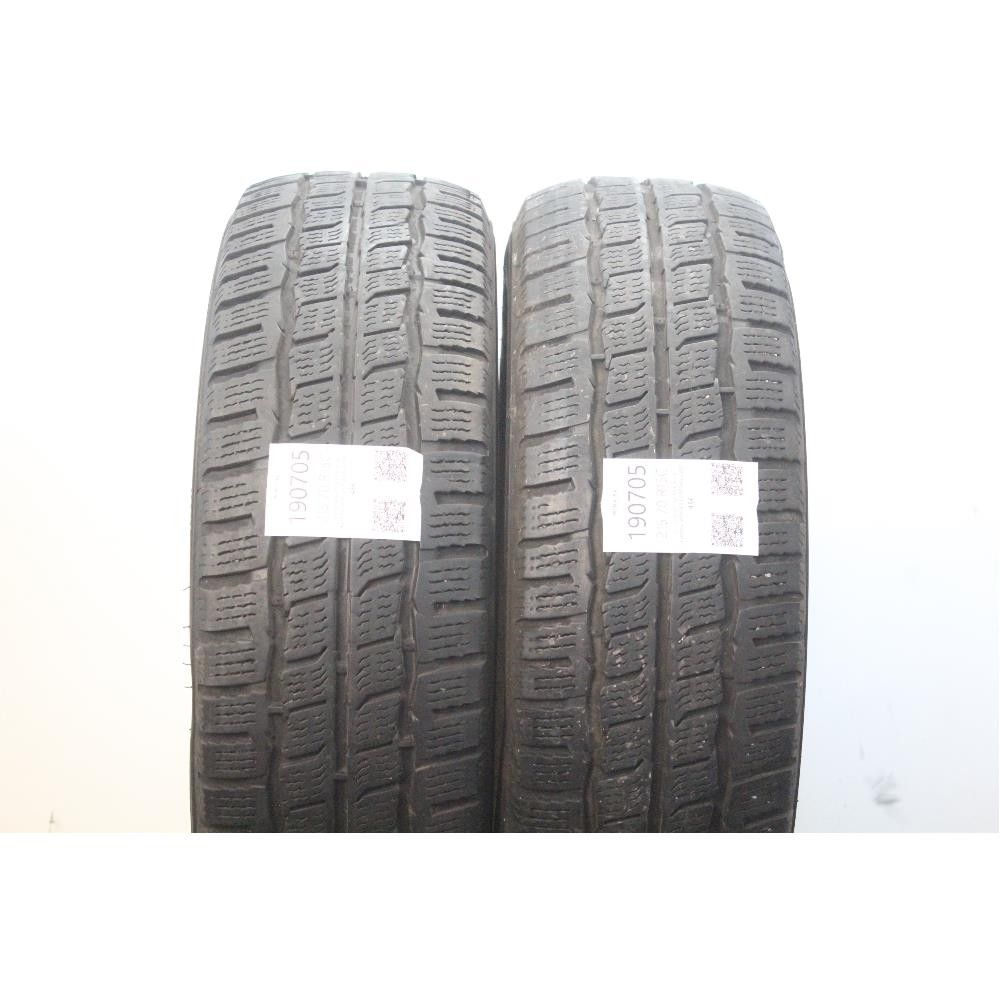 Pneumatico 215 70 R15C 109/107R M+S KUMHO WIMTER PORTRAN CW51 usato