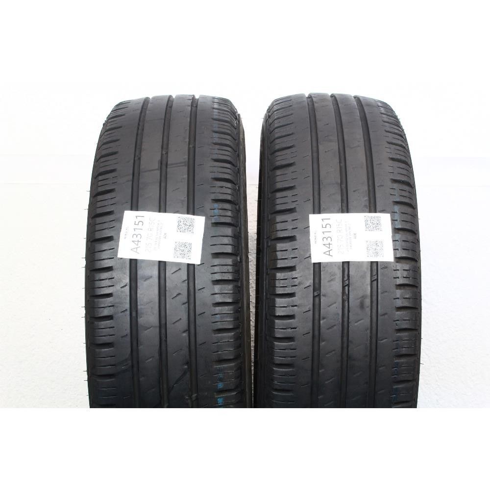 Pneumatico 215 70 R15C 109/107S M+S HANKOOK VANTRA LT usato