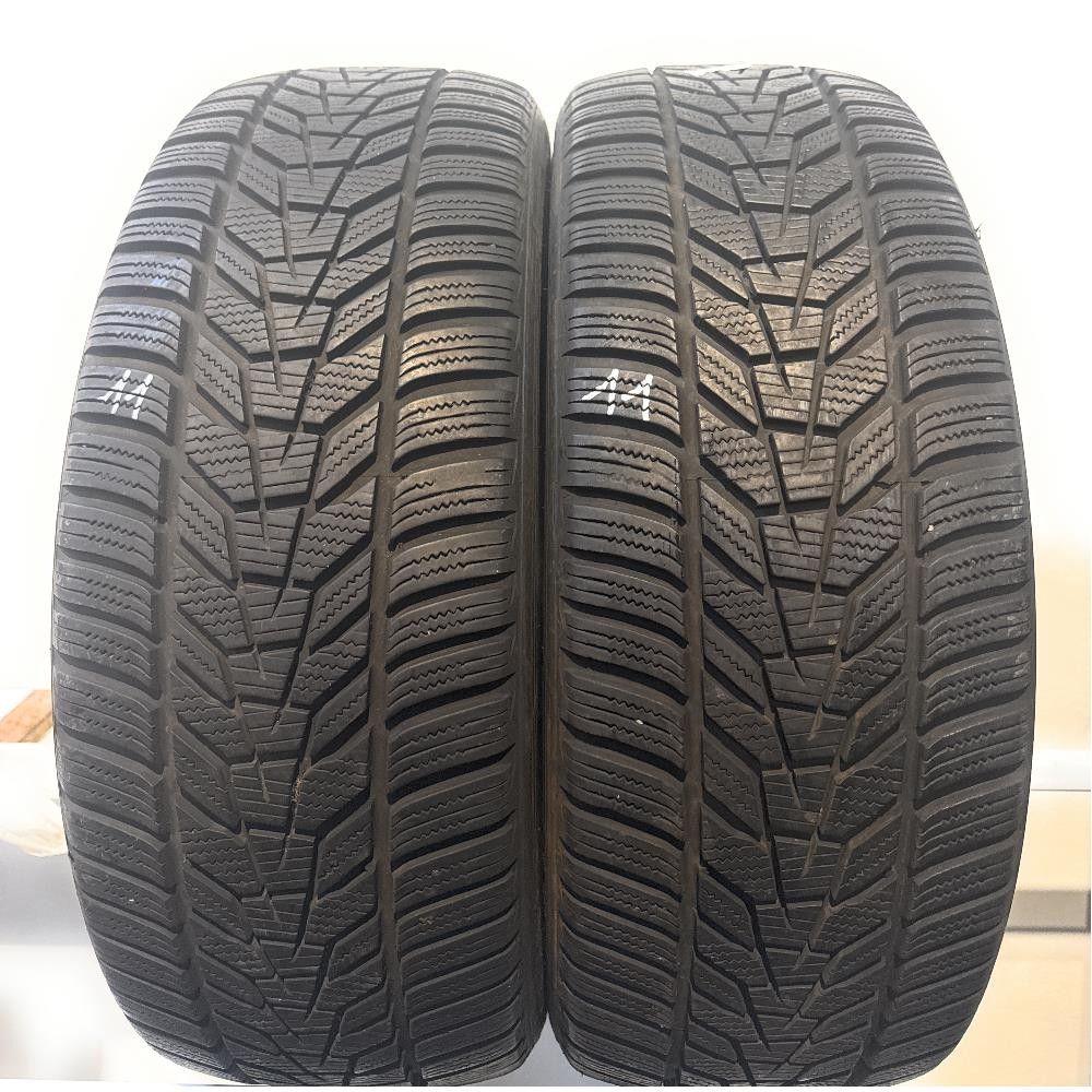 Pneumatico 225 45 19 96V XL HANKOOK WINTER ICEPT EVO 3 usato