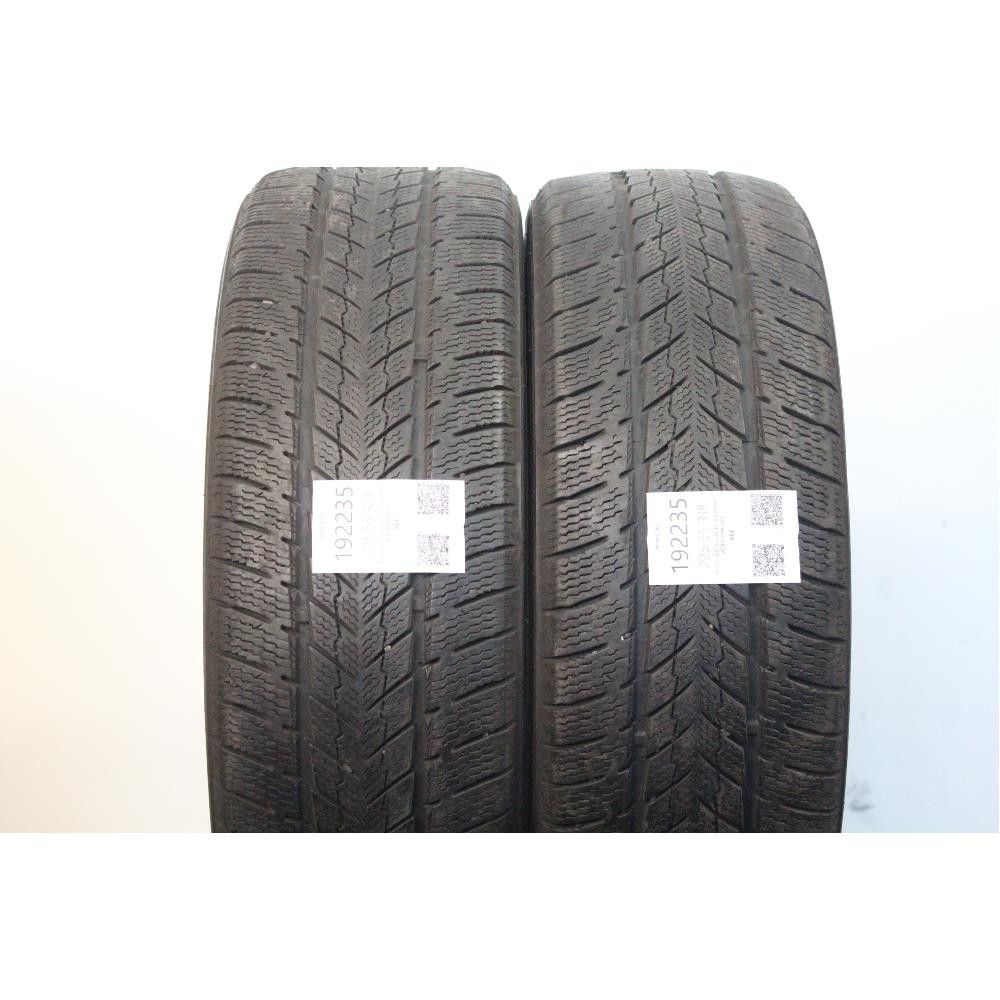 Pneumatico 225 55 R18 102V XL M+S DAVANTI WINTOURA SUV usato