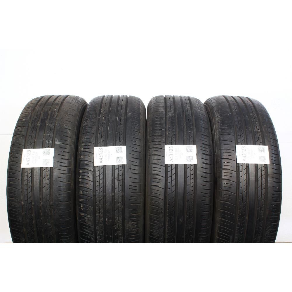 Pneumatico 225 60 R18 100H DUNLOP GRANDTREK PT30 usato