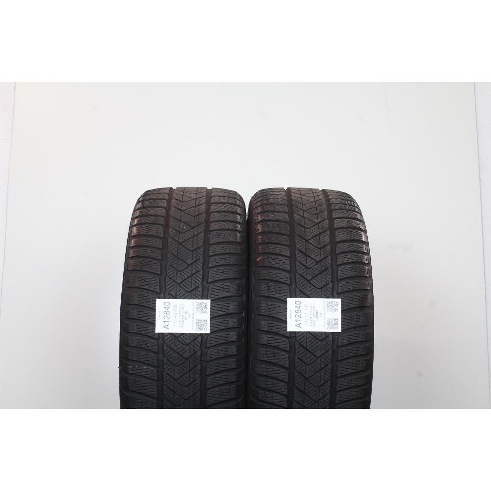 Pneumatico 235 45 R18 98V M+S PIRELLI SOTTOZERO 3 WINTER usato