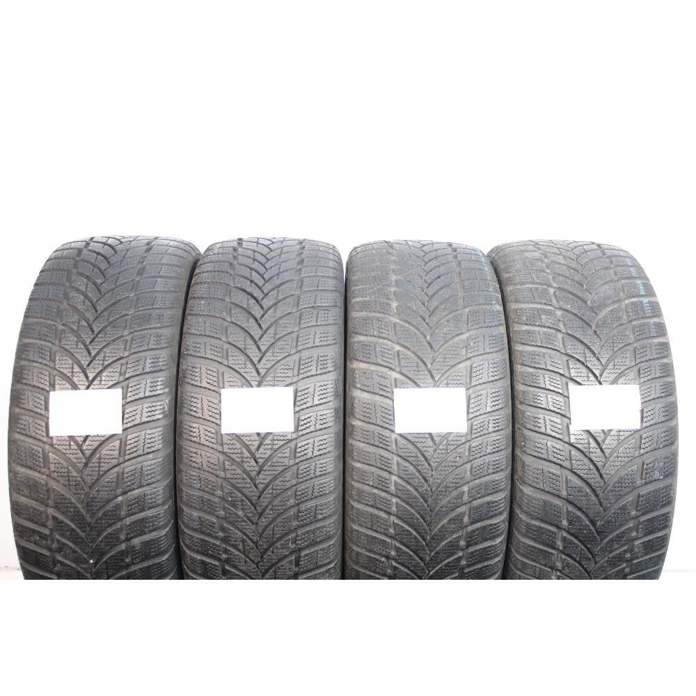 Pneumatico 235 50 R18 101V M+S MAXXIS VICTRA SNOW SUV usato