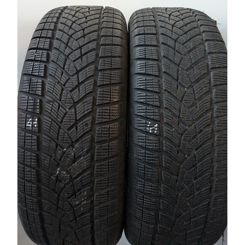 Pneumatico 235 55 18 104H XL M+S GOODYEAR ULTRAGRIP PERFORMANCE GEN. 1 usato