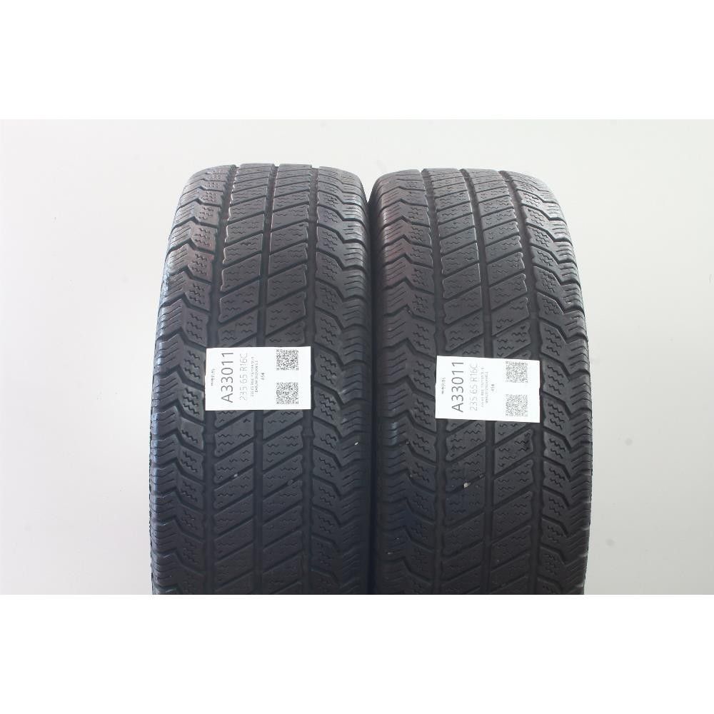 Pneumatico 235 65 R16C 115/113R M+S BARUM SNOVANIS 2 usato